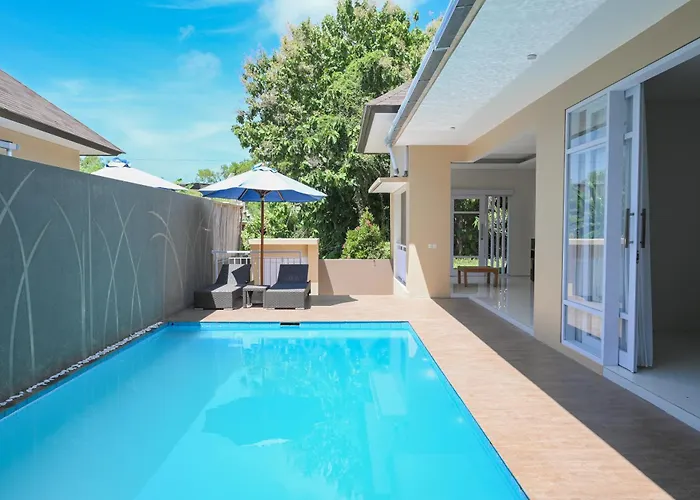 The Lavana Rainie\'S Villa Nusa Dua